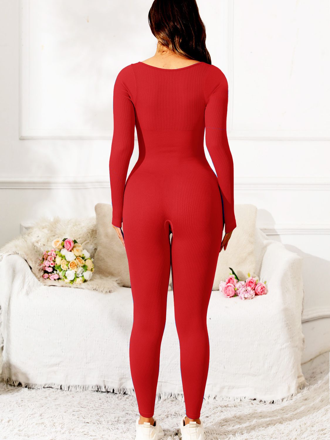 Scoop Neck Long Sleeve Active Jumpsuit – Sleek & Comfortable