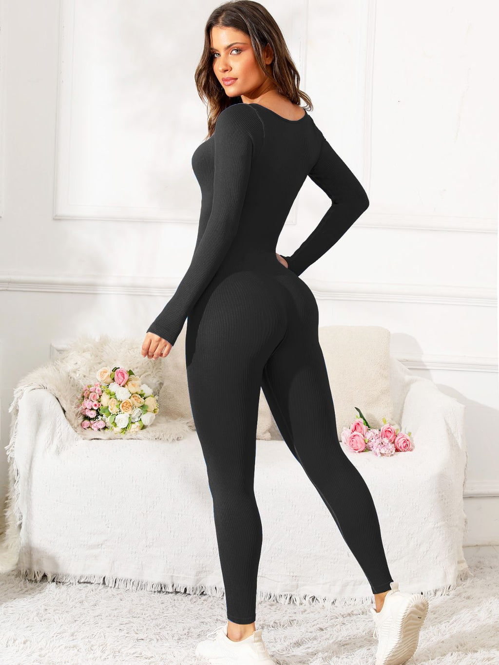 Scoop Neck Long Sleeve Active Jumpsuit – Sleek & Comfortable